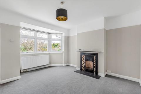 2 bedroom flat to rent, Vale Crescent, London SW15