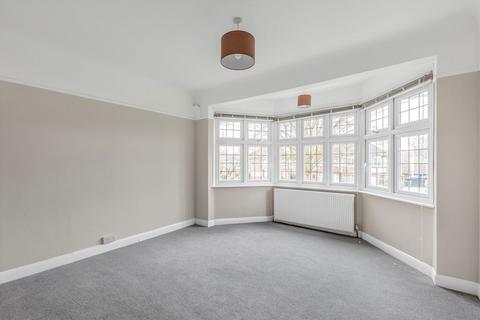 2 bedroom flat to rent, Vale Crescent, London SW15