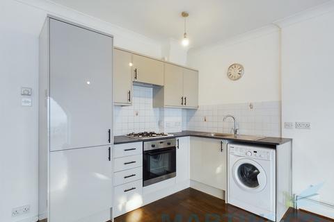 2 bedroom ground floor maisonette to rent, Gloucester Mews, Gloucester Road