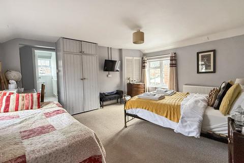 23 - 24 Alfred Street, Westbury, BA13 3DY