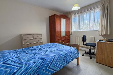 28 Silver Birch Grove, Trowbridge, BA14 0JQ
