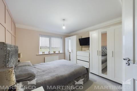 86 Llewelyn Crescent, Askern, Doncaster, DN6 0QD