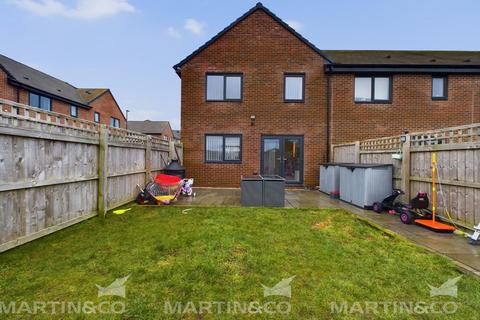 86 Llewelyn Crescent, Askern, Doncaster, DN6 0QD