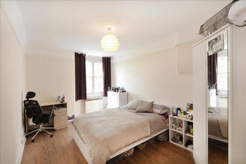 3 bedroom apartment to rent, Queen Alexandra Mansions, Kings Cross, WC1H