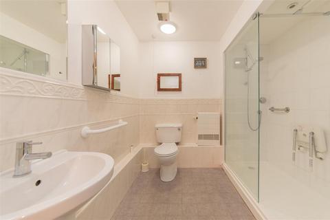 2 bedroom retirement property for sale, Langstone Way, Mill Hill, London