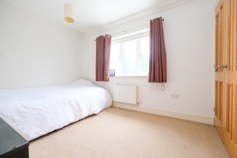 8 Abbey Close, Orpington, BR6 9BF
