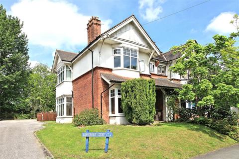 1 bedroom flat for sale, York Road, Surrey GU22