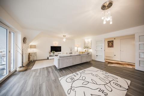 2 bedroom penthouse for sale, Herald Gardens, Tunbridge Wells