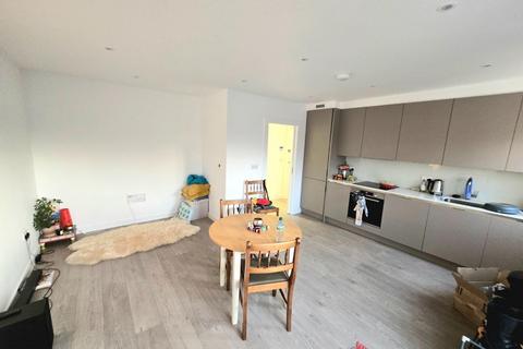 2 bedroom apartment to rent, Brixton Hill, London, SW2