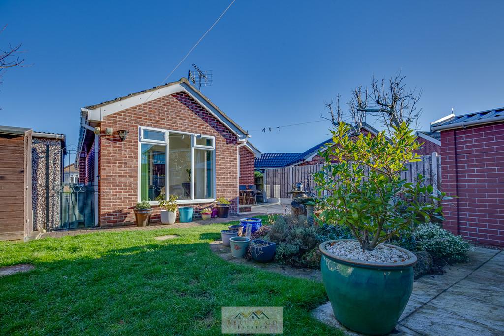 Back garden 1.3