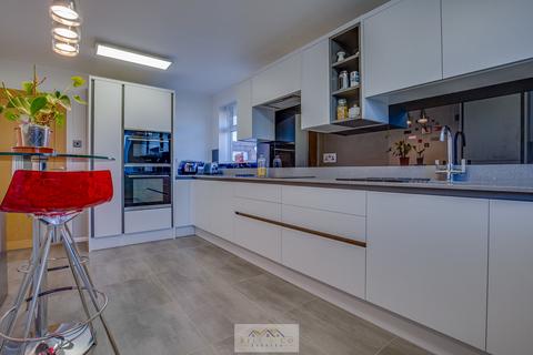 4 Hawkshead Crescent, North Anston, Sheffield, S25 4JU