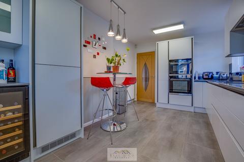 4 Hawkshead Crescent, North Anston, Sheffield, S25 4JU