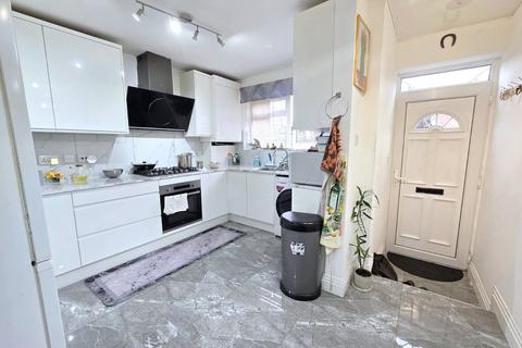 3 bedroom terraced house for sale, Gothic Court,, Hayes, High Street, Harlington, UB3