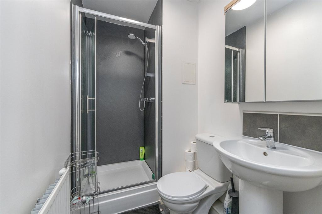 En Suite Shower Room