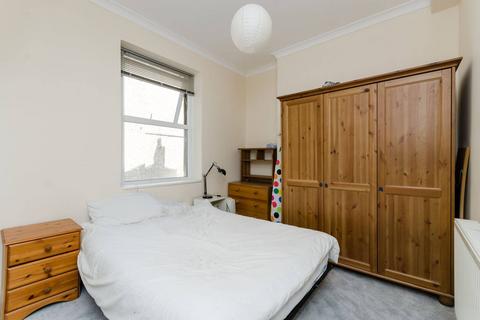 1 bedroom flat to rent, New Kings Road, Fulham, London, SW6