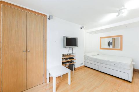 Studio for sale, Gatliff Close, Pimlico, London, SW1W