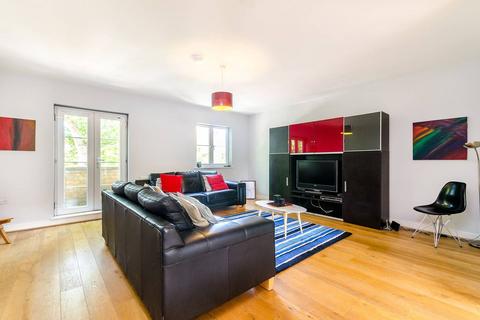 2 bedroom flat for sale, Blakes Road, Peckham, London, SE15