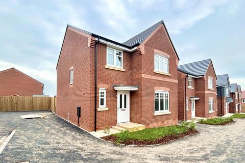 4 bedroom detached house to rent, John Barrow Close, Priorslee, Telford