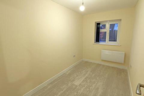 2 bedroom apartment to rent, 103 Walton Road, Woking GU21