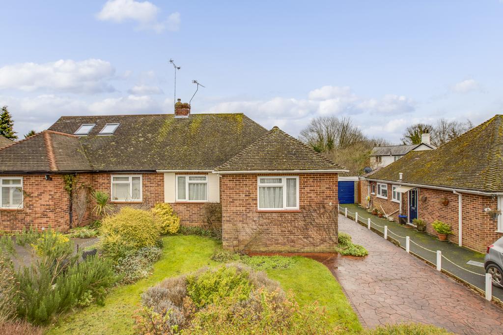 8 New Road,  SL8 5 BH-14