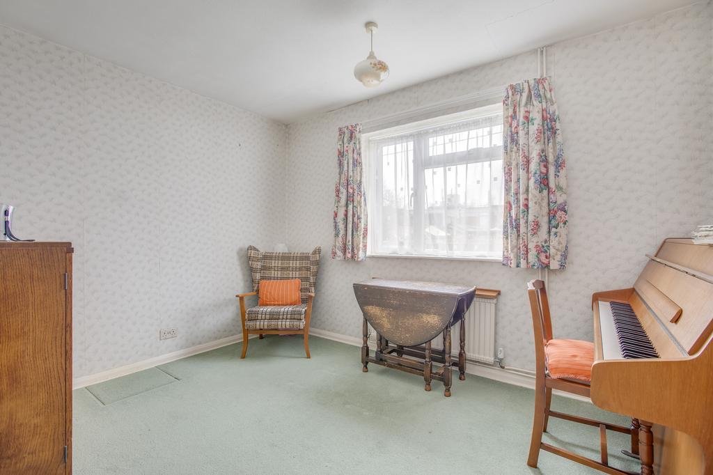 8 New Road,  SL8 5 BH-4