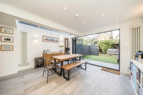 4 bedroom house for sale, Royal Road, Teddington TW11