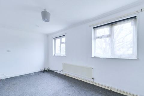 150 Tamarisk Road, South Ockendon, RM15 6HU