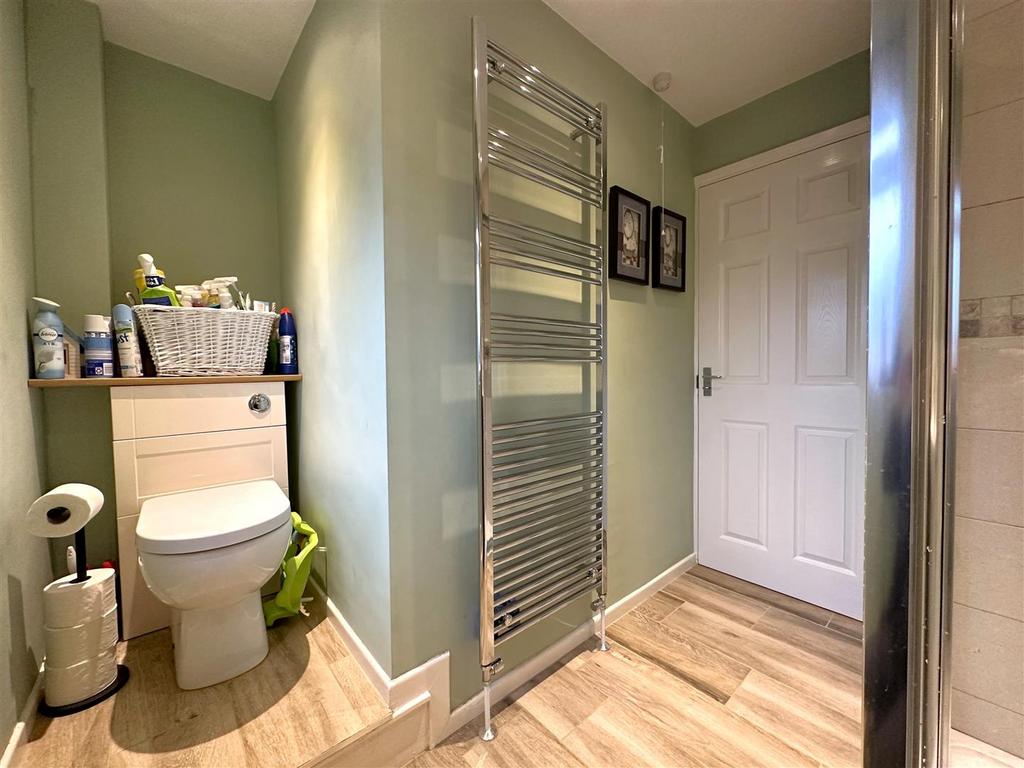 Stylish Shower Room Aspect Two 665