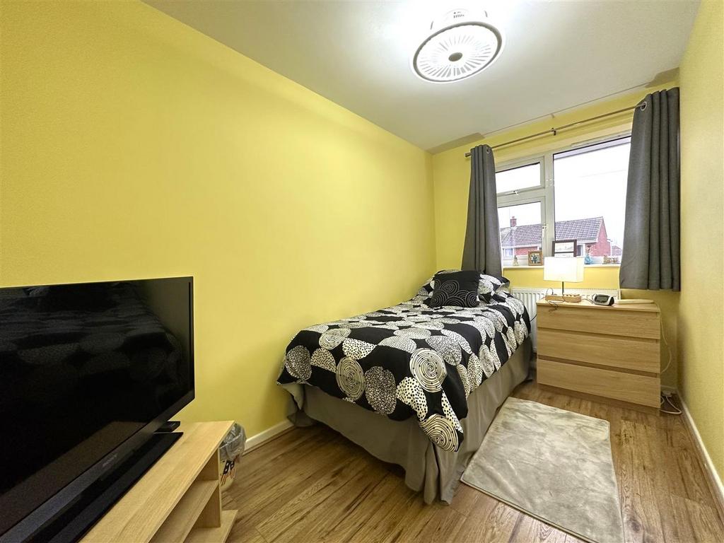 Bedroom Five 671