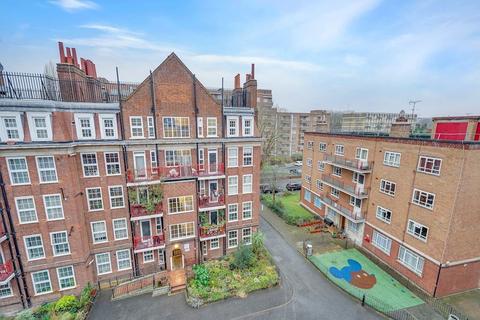 3 bedroom apartment to rent, Dron House, Whitechapel, E1 3AA