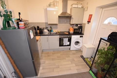 undefined, Queen Eleanor Road, Northampton NN4