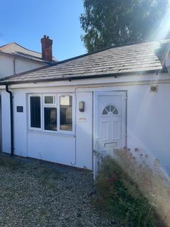 undefined, Queen Eleanor Road, Northampton NN4