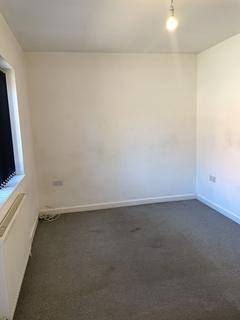 undefined, Queen Eleanor Road, Northampton NN4