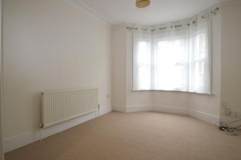 2 bedroom terraced house for sale, Roydene Road, London