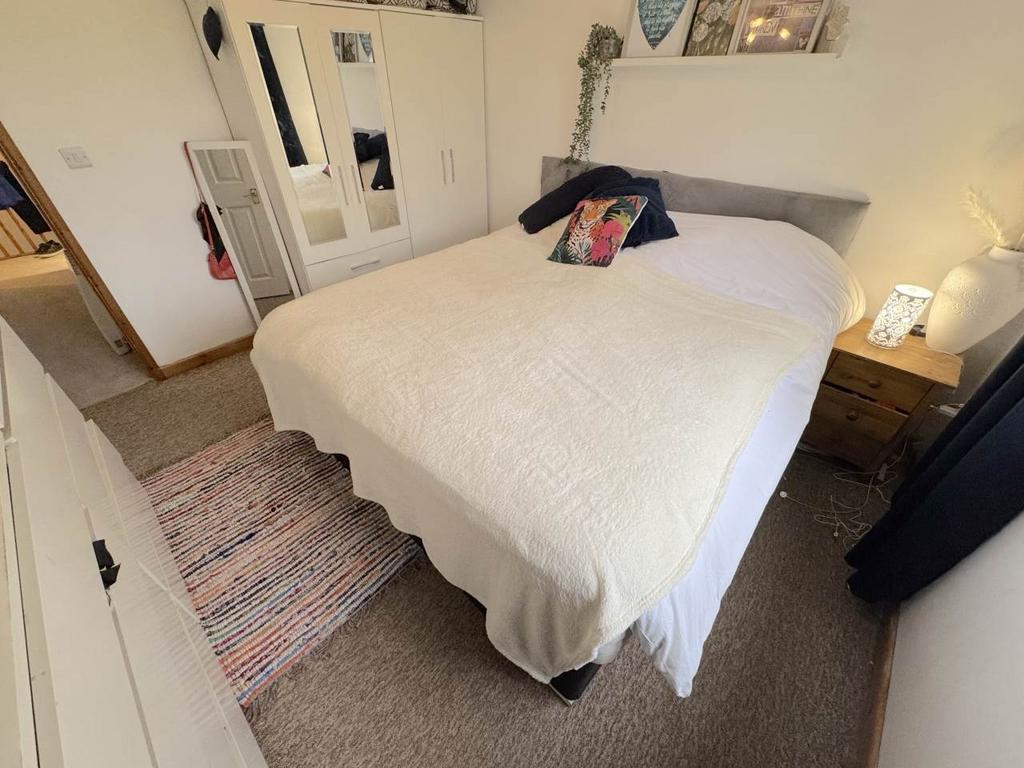 Bedroom3a