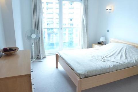 1 bedroom apartment to rent, New Providence Wharf, Canary Wharf E14