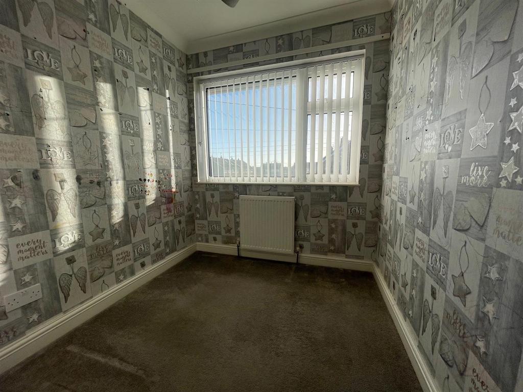 Bedroom 3.jpg