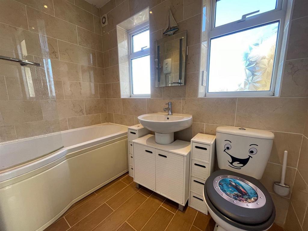 House Bathroom.jpg