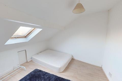 1 bedroom barn conversion to rent, Sherwood Place BD2