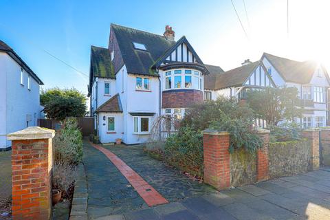 5 bedroom detached house for sale, Preston Road, Westcliff-on-Sea