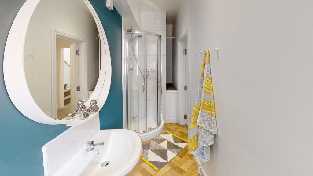 Peoples-Hall-Cottage-1-Bathroom 2