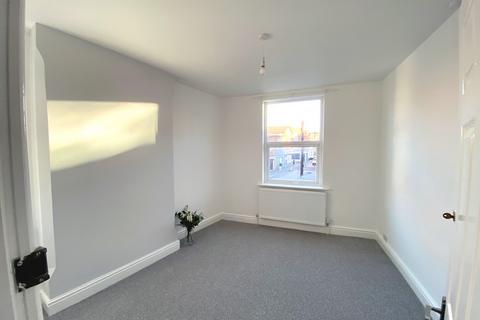 2 bedroom end of terrace house to rent, Birrell Road , Forest Fields