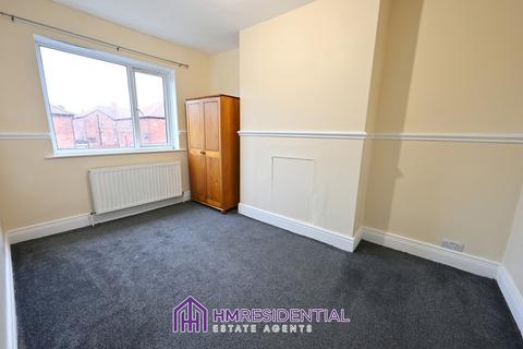 3 bedroom flat to rent, Scarborough Road, Byker NE6