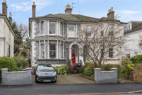 4 bedroom semi-detached house for sale, Upper Grosvenor Road, Tunbridge Wells