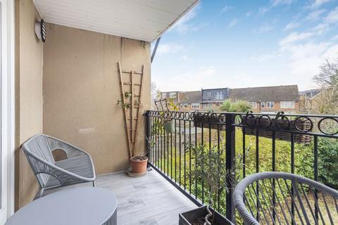 2 bedroom flat for sale, 2A Clarence Crescent, Sidcup