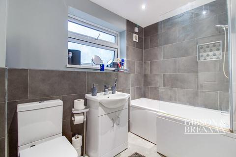 38 Wythefield, Basildon, SS13 3EN