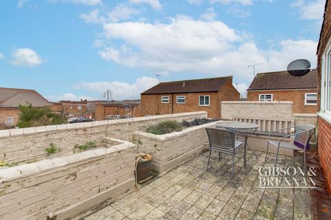 38 Wythefield, Basildon, SS13 3EN