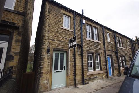 3 bedroom end of terrace house for sale, 134 Stainland Road, Greetland HX4 8BQ