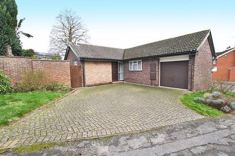 3 bedroom bungalow for sale, Spindle Glade, Maidstone