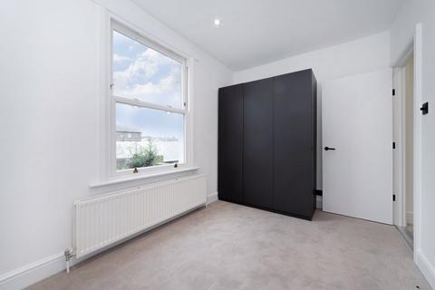 1 bedroom flat to rent, Harvist Road, London